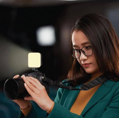 LED Video Light with Phone Holder Clip LED Video Light with Phone Holder Clip